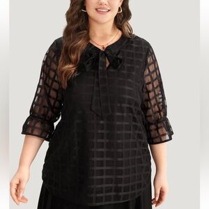 BloomChic Plus Size XL Black Tie Front Boxy Blouse us14-16